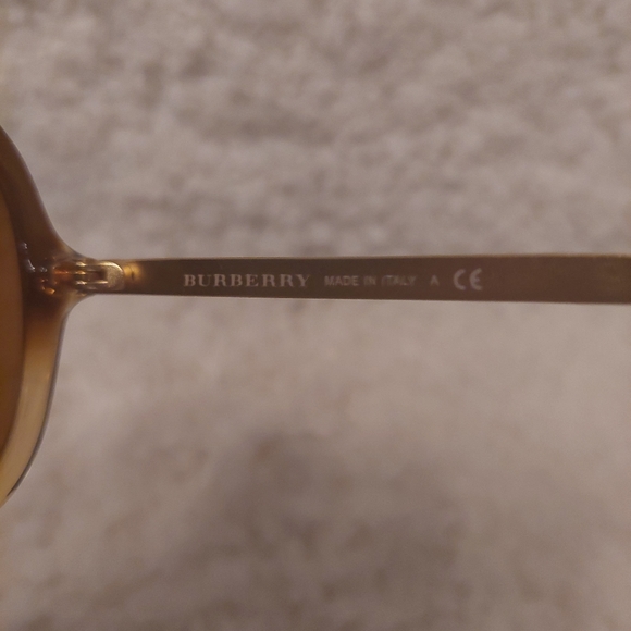 Burberry Sunglasses womens - Picture 10 of 11